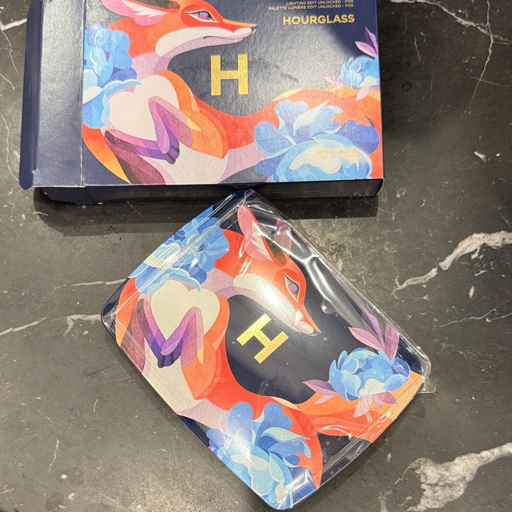 Hourglass Vibrant Fox Palette blush bronzer highlighter